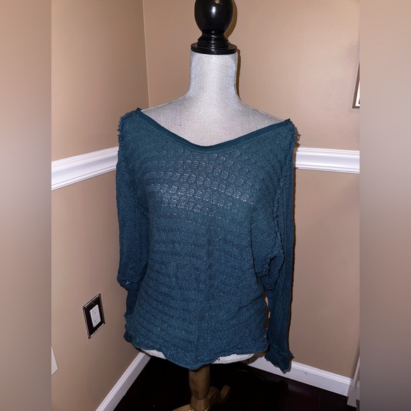 Free people - Picture 2 of 4